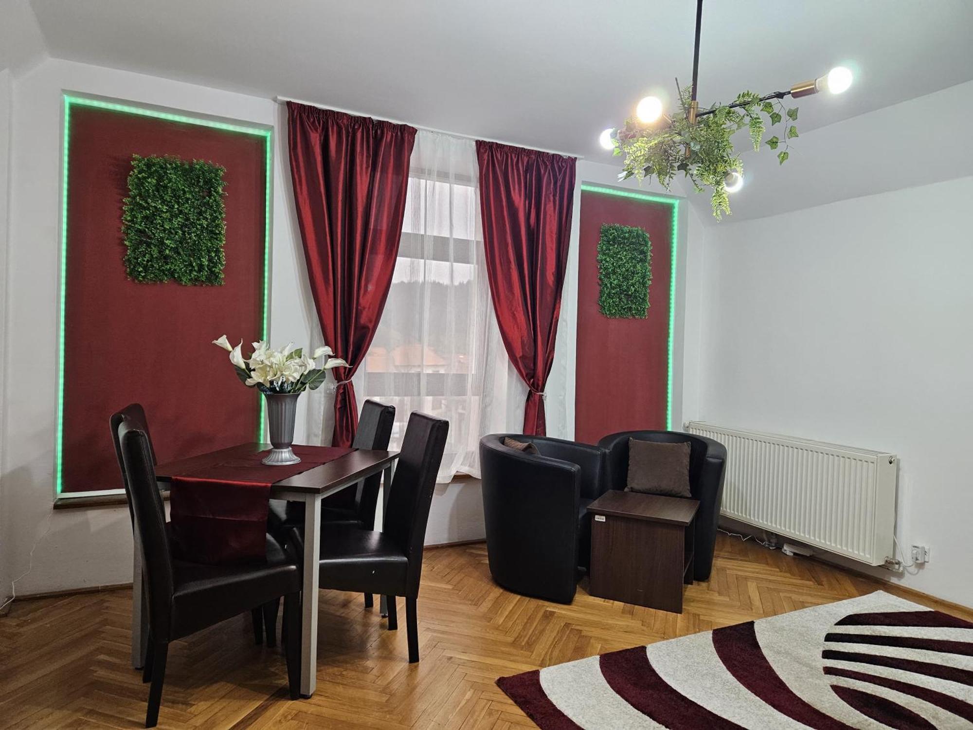 Apartment Zarnesti City Centre Vmp Free Parking Ngoại thất bức ảnh