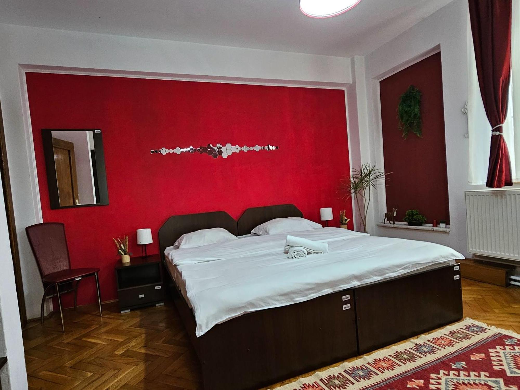 Apartment Zarnesti City Centre Vmp Free Parking Ngoại thất bức ảnh